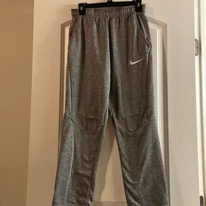 Nike boys pants with pockets XL